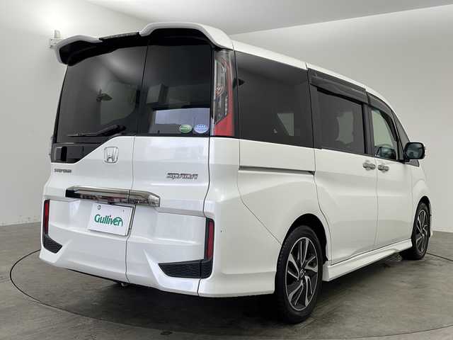 ホンダ ステップワゴン スパーダ クルスピセンシング 兵庫県 2017(平29)年 4.8万km ホワイトオーキッドパール ・純正SDナビ/・Bluetooth/フルセグテレビ/CD/DVD/・Apple car play/・バックカメラ/・純正フロアマット/・クルーズコントロール/・フリップダウンモニター/・ビルドインETC2.0/・横滑り防止装置/・衝突被害軽減システム/・レーンキープアシスト/・両側パワースライドドア/・LEDヘッドライト/・オートライト/・Wエアバッグ/・カーテンエアバッグ/・電動格納ミラー/・純正17インチアルミホイール/・パドルシフト