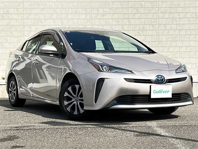 トヨタ プリウス S 福島県 2019(令1)年 6.7万km スティールブロンドM バックカメラ　４ＷＤ　ＬＥＤヘッドライト　純正ホイール　Ｂｌｕｅｔｏｏｔｈ　ドライブレコーダー　ＥＴＣ　純正ナビ　クルコン　純正フロアマット　オートライト　ドアバイザー　電格ミラー　盗難防止センサー