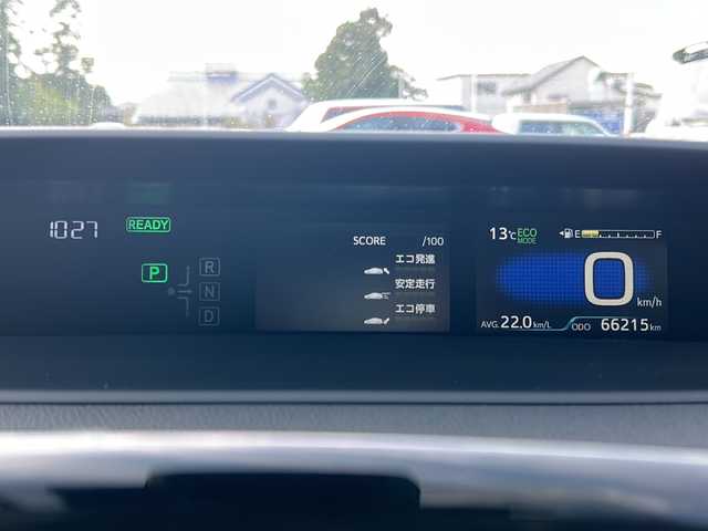 トヨタ プリウス S 福島県 2019(令1)年 6.7万km スティールブロンドM バックカメラ　４ＷＤ　ＬＥＤヘッドライト　純正ホイール　Ｂｌｕｅｔｏｏｔｈ　ドライブレコーダー　ＥＴＣ　純正ナビ　クルコン　純正フロアマット　オートライト　ドアバイザー　電格ミラー　盗難防止センサー