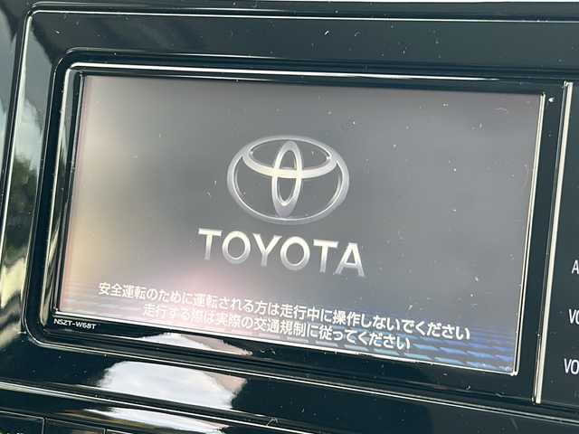 トヨタ プリウス S 福島県 2019(令1)年 6.7万km スティールブロンドM バックカメラ　４ＷＤ　ＬＥＤヘッドライト　純正ホイール　Ｂｌｕｅｔｏｏｔｈ　ドライブレコーダー　ＥＴＣ　純正ナビ　クルコン　純正フロアマット　オートライト　ドアバイザー　電格ミラー　盗難防止センサー