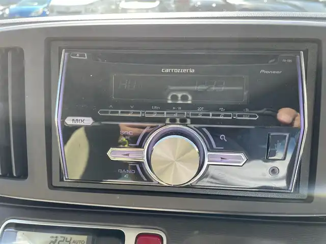 ホンダ Ｎ ＯＮＥ G Lパッケージ 静岡県 2013(平25)年 10.7万km プレミアムホワイトパール ワンオーナー/プッシュスタート/スマートキー/オートエアコン/オートライト/サイド＆カーテンエアバッグ/ETC/Pioneer製CD/USBチューナー(FH-580)/横滑り防止/新車時保証書/取扱説明書