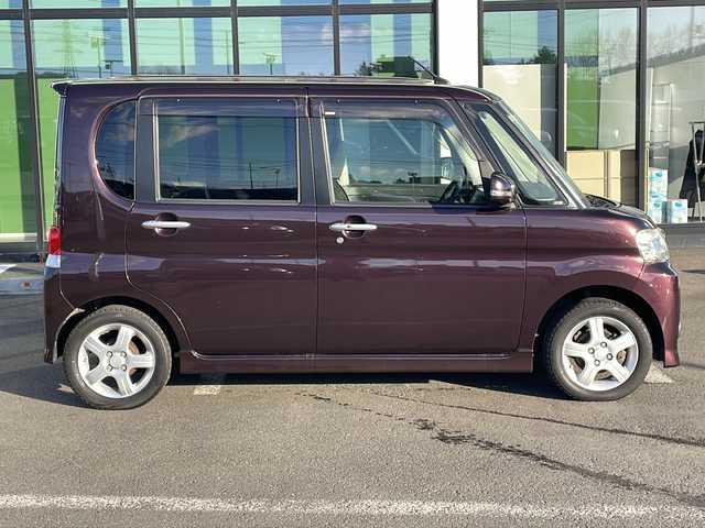 ダイハツ タント Gスペシャル 道東・釧路十勝 2012(平24)年 10.6万km ミスティックレッドクリスタルメタリック ・４WD/・純正SDナビ/（ワンセグ ラジオ Bluetooth)/・片側パワースライドドア/・バックカメラ/・スマートキー/・フォグライト/・純正フロアマット/・ドアバイザー/・純正アルミホイール付サマータイヤ積込