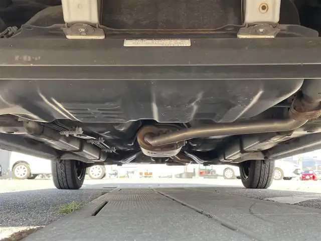 ダイハツ ミラ ココア X 滋賀県 2016(平28)年 10.6万km パールホワイトⅢ ワンオーナー/社外ナビ/・ワンセグ/CD/シートリフター/電動格納ミラー/アイドリングストップ/14インチAW付スタッドレスタイヤ積載/スマートキー