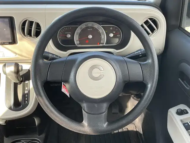 ダイハツ ミラ ココア X 滋賀県 2016(平28)年 10.6万km パールホワイトⅢ ワンオーナー/社外ナビ/・ワンセグ/CD/シートリフター/電動格納ミラー/アイドリングストップ/14インチAW付スタッドレスタイヤ積載/スマートキー