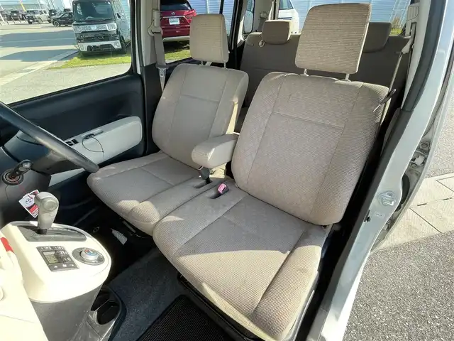 ダイハツ ミラ ココア X 滋賀県 2016(平28)年 10.6万km パールホワイトⅢ ワンオーナー/社外ナビ/・ワンセグ/CD/シートリフター/電動格納ミラー/アイドリングストップ/14インチAW付スタッドレスタイヤ積載/スマートキー