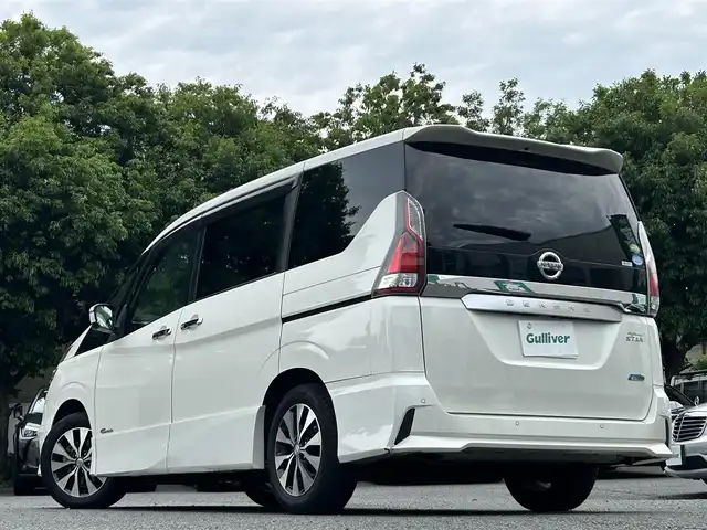 日産 セレナ ハイウェイスター Vセレクション 東京都 2018(平30)年 6万km ブリリアントホワイトパール 純正SDナビ（9インチ/MM518D-L）/・Bluetoothオーディオ/USBオーディオ/・フルセグTV/DVD/Blu-ray/SD/純正後席用モニター（フリップダウン式）/プロパイロット/インテリジェントアラウンドビューモニター/LEDヘッドランプ/ハンズフリーオートスライドドア（両側）/インテリジェントルームミラー/ビルトインETC/純正ドライブレコーダー（DJ4-D/前方）/取扱説明書/保証書/スペアキー1本