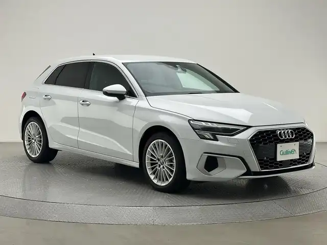 アウディ Ａ３ SB 30TFSI アドバンスド 兵庫県 2022(令4)年 1.4万km グレイシアホワイトメタリック 純正HDDナビ/（USB/Bluetooth/フルセグTV）/バックカメラ/ビルトインETC2.0/ACC/LKA/MMI/バーチャルコックピット/前後ドライブレコーダー/コーナーセンサー/パドルシフト/D/N席シートヒーター/アイドリングストップ/純正１７インチアルミホイール/LEDヘッドライト/純正フロアマット/スペアキー１本