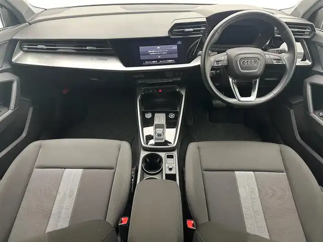 アウディ Ａ３ SB 30TFSI アドバンスド 兵庫県 2022(令4)年 1.4万km グレイシアホワイトメタリック 純正HDDナビ/（USB/Bluetooth/フルセグTV）/バックカメラ/ビルトインETC2.0/ACC/LKA/MMI/バーチャルコックピット/前後ドライブレコーダー/コーナーセンサー/パドルシフト/D/N席シートヒーター/アイドリングストップ/純正１７インチアルミホイール/LEDヘッドライト/純正フロアマット/スペアキー１本