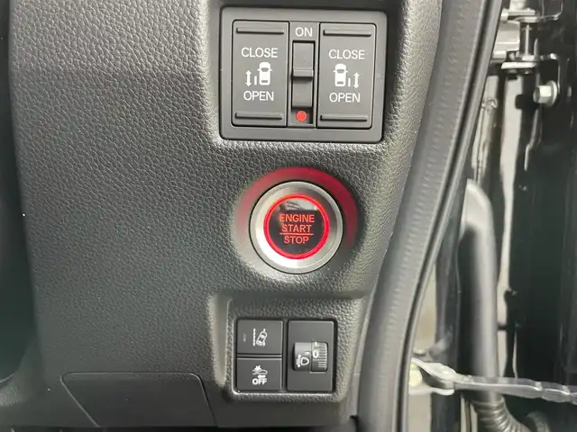 ホンダ Ｎ ＢＯＸ カスタム L ターボ 岡山県 2021(令3)年 5.1万km クリスタルブラックパール 純正ナビ VXM-214VFi/地デジフルセグ/Bluetooth/CD/DVD/バックカメラ/ホンダセンシング /アダプティブクルーズコントロール/両側パワースライド/LEDヘッドライト/パドルシフト /前後ドラレコ /モデューロアルミホイール/オートライト /オートハイビーム /ヘッドライトレベライザー/純正フロアマット/プッシュスタート /スマートキー