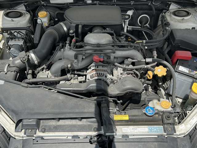 スバル レガシィ Ｂ４ 2．0i Bスポーツ 福島県 2006(平18)年 13.5万km サテンホワイトパール ｃａｒｒｏｚｚｅｒｉａオーディオ　ＣＤ　ＵＳＢ　ＥＴＣ　サマータイヤ付１７インチＡＷ　シートカバー　純正フロアマット　ＲＡＺＯアクセルペダル　ＡＡＣ　ＰＳ　ＰＷ　シガーソケット　スペアタイヤ