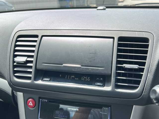 スバル レガシィ Ｂ４ 2．0i Bスポーツ 福島県 2006(平18)年 13.5万km サテンホワイトパール ｃａｒｒｏｚｚｅｒｉａオーディオ　ＣＤ　ＵＳＢ　ＥＴＣ　サマータイヤ付１７インチＡＷ　シートカバー　純正フロアマット　ＲＡＺＯアクセルペダル　ＡＡＣ　ＰＳ　ＰＷ　シガーソケット　スペアタイヤ