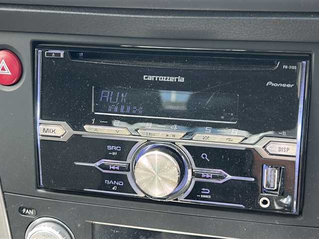 スバル レガシィ Ｂ４ 2．0i Bスポーツ 福島県 2006(平18)年 13.5万km サテンホワイトパール ｃａｒｒｏｚｚｅｒｉａオーディオ　ＣＤ　ＵＳＢ　ＥＴＣ　サマータイヤ付１７インチＡＷ　シートカバー　純正フロアマット　ＲＡＺＯアクセルペダル　ＡＡＣ　ＰＳ　ＰＷ　シガーソケット　スペアタイヤ
