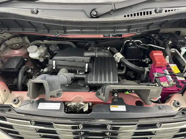 スズキ スペーシア カスタム HYBRID XS 千葉県 2020(令2)年 6万km フェニックスレッドパール/ブルーイッシュブラックパール 禁煙車/スズキセーフティサポート/・デュアルセンサーブレーキサポート/・車線逸脱警報機能/・ふらつき警報機能/・先行車発進お知らせ機能/・オートマチックハイビーム/・リヤパーキングセンサー/純正8インチナビ/　CD/DVD/BT/フルセグTV/両側パワースライドドア/ビルトインETC/運転席シートヒーター/プッシュスタート&スマートキー/革巻きステアリング/ステアリングスイッチ/電動格納ミラー/純正15インチアルミホイール/LEDヘッドライト