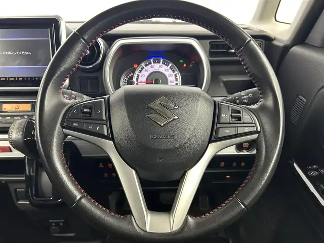 スズキ スペーシア カスタム HYBRID XS 千葉県 2020(令2)年 6万km フェニックスレッドパール/ブルーイッシュブラックパール 禁煙車/スズキセーフティサポート/・デュアルセンサーブレーキサポート/・車線逸脱警報機能/・ふらつき警報機能/・先行車発進お知らせ機能/・オートマチックハイビーム/・リヤパーキングセンサー/純正8インチナビ/　CD/DVD/BT/フルセグTV/両側パワースライドドア/ビルトインETC/運転席シートヒーター/プッシュスタート&スマートキー/革巻きステアリング/ステアリングスイッチ/電動格納ミラー/純正15インチアルミホイール/LEDヘッドライト