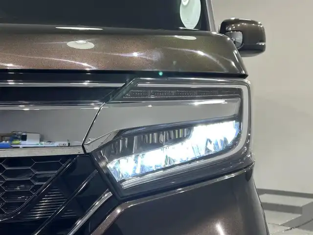 ホンダ Ｎ ＢＯＸ カスタム G L ターボ ホンダセンシング 愛知県 2019(令1)年 7.8万km プレミアムグラマラスブロンズP 純正８インチナビ　/（Bluetooth/フルセグTV/AM/FM/CD/DVD/SD/USB）/衝突軽減ブレーキ　/両側電動スライドドア　/レーダークルーズコントロール　/ＬＥＤヘッドライト　/ＥＴＣ　/前後ドライブレコーダー　/コーナーセンサー　/レーンキープアシスト　/プッシュスタート/ＵＳＢ接続　/スペアキー/スマートキー/ミュージックサーバー/ミュージックプレイヤー接続/純正フロアマット/純正15インチアルミホイール/オートライト