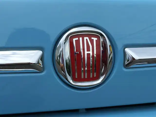 フィアット FIAT 500 CLUB ITALIAグリルエンブレム 66％以上節約