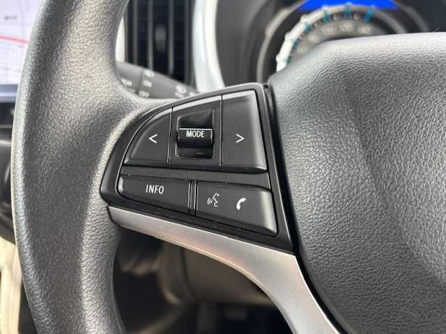 スズキ ハスラー HYBRID G 宮城県 2021(令3)年 4.6万km フェニックスレッドパール/ガンメタリック2トーンルーフ 登録時走行距離45115km/ワンオーナー/メーカーオプションメモリーナビ/アラウントビューモニター/フルセグTV/AM/FM/Bluetooth/CD/DVD/プッシュスタート/全方位カメラ/ドライブレコーダー/シートヒーター/純正フロアマット/純正アルミホイール/衝突軽減ブレーキ/レーンキープアシスト/オートライト