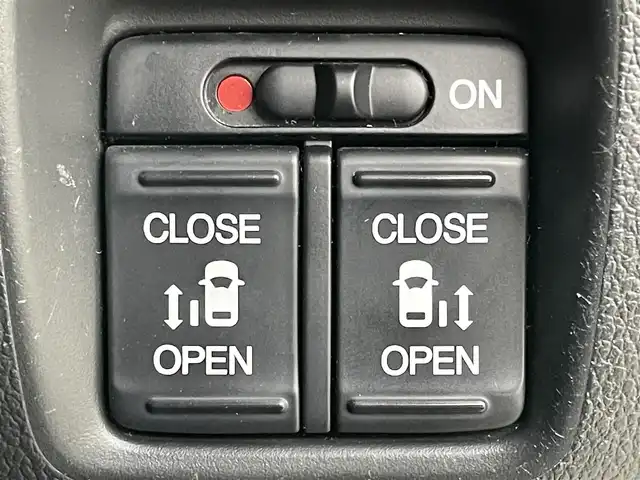 ホンダ Ｎ ＢＯＸ カスタム G ターボ Lパッケージ 岡山県 2016(平28)年 9.1万km プレミアムホワイトパールⅡ 純正ナビ（VXM-165VFi）/【フルセグ/BM/FM/USB】/両側パワースライドドア/クルーズコントロール/バックカメラ/ビルトインＥＴＣ/衝突軽減ブレーキ/オートライト/ＬＥＤヘッドライト/社外ドライブレコーダー(前後)/純正アルミホイール/パドルシフト/シートバックテーブル/ISOFIX