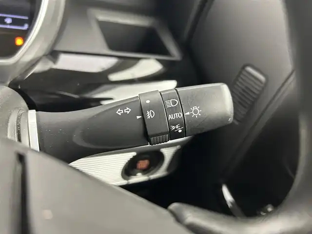 スズキ スペーシア カスタム HYBRID GS 千葉県 2021(令3)年 1.3万km ピュアホワイトP 禁煙車/デュアルカメラブレーキサポート/社外ナビ/・MDV-S709W/・CD/DVD/BT/フルセグTV/バックカメラ　/左側パワースライドドア/リヤコーナーセンサー/オートクルーズコントロール/車線逸脱警報機能/LEDヘッドライト/オートライト/オートハイビーム/D席シートヒーター/スマートキー/スペアキー/純正14インチAW