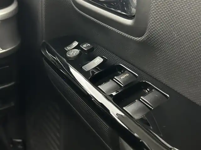 スズキ スペーシア カスタム HYBRID GS 千葉県 2021(令3)年 1.3万km ピュアホワイトP 禁煙車/デュアルカメラブレーキサポート/社外ナビ/・MDV-S709W/・CD/DVD/BT/フルセグTV/バックカメラ　/左側パワースライドドア/リヤコーナーセンサー/オートクルーズコントロール/車線逸脱警報機能/LEDヘッドライト/オートライト/オートハイビーム/D席シートヒーター/スマートキー/スペアキー/純正14インチAW