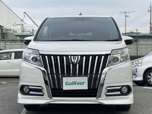 トヨタ エスクァイア Gi 兵庫県 2016(平28)年 7.9万km ホワイトパールクリスタルシャイン 純正SDナビ/フルセグTV/Bluetooth/AM/FM/CD/DVD/両側電動スライドドア/ETC/衝突被害軽減ブレーキ/車線逸脱防止/クルーズコントロール/シートヒーター/コーナーセンサー/オートハイビーム/スマートキー/電動格納ミラー/純正フロアマット/スタッドレスタイヤ積み込み/革巻きステアリング