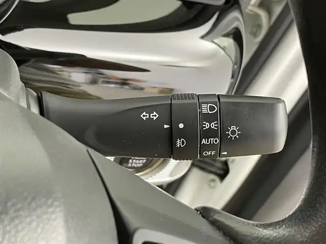 スズキ スペーシア カスタム HYBRID GS 千葉県 2019(令1)年 6.6万km ピュアホワイトP 禁煙車/デュアルセンサーブレーキサポート/純正ナビ/・CN-RZ743W/・CD/DVD/Bluetooth/フルセグTV/全方位カメラ/バックカメラ/左側パワースライドドア/D席シートヒーター/ヘッドアップディスプレイ/フォグランプ/LEDヘッドライト/オートライト/オートハイビーム/社外15インチAW/スマートキー/アイドリングストップ/リヤコーナーセンサー