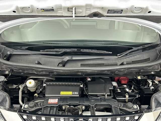 日産 ルークス オーテック 宮城県 2020(令2)年 5.3万km ホワイトパール 両側パワースライドドア/オートスライドドア/純正9インチナビ/(AM/FM/iPod/SD/TV/USB/BT/AUX/CD/DVD)/全方位カメラ/ETC2.0/前方ドライブレコーダー/ハーフレザー/プッシュスタート/スマートキー/スペアキー/オートライト/オートマチックハイビーム/ヘッドライトレベライザー/ドアバイザー/純正フロアマット/純正14インチアルミホイール
