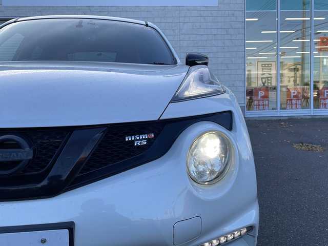 日産 ジューク ニスモ RS 道東・釧路十勝 2015(平27)年 10万km ホワイト 純正ナビ(AM/FM/CD/DVD/BT/SD/フルセグ)/ETC/全方位バックカメラ/社外マフラー(カキモト)/パドルシフト/4WDセレクタースイッチ/ハーフレザー/ドラレコ前後/オートライト/横滑り防止/電格ミラー/プッシュスタート