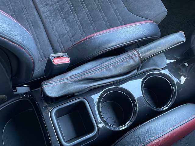 日産 ジューク ニスモ RS 道東・釧路十勝 2015(平27)年 10万km ホワイト 純正ナビ(AM/FM/CD/DVD/BT/SD/フルセグ)/ETC/全方位バックカメラ/社外マフラー(カキモト)/パドルシフト/4WDセレクタースイッチ/ハーフレザー/ドラレコ前後/オートライト/横滑り防止/電格ミラー/プッシュスタート