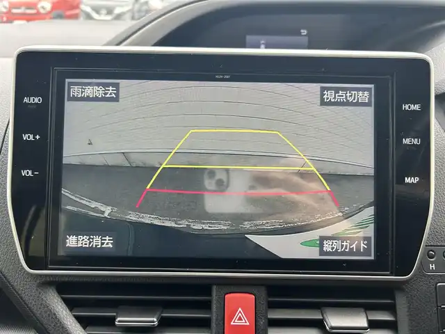 トヨタ ヴォクシー ZS 煌Ⅱ 静岡県 2020(令2)年 2.7万km ブラック 純正１０インチナビ　/・フルセグＴＶ　/・Ｂｌｕｅｔｏｏｔｈ接続　/・ＤＶＤ再生　/トヨタセーフティーセンス　/プリクラッシュセーフティ/レーンキープアシスト/横滑り防止装置/クルーズコントロール/両側パワースライドドア/バックカメラ/プッシュスタート　/スマートキー　/前後コーナーセンサー　/ドライブレコーダー/ビルトインＥＴＣ2.0/LEDオートライト/オートハイビーム/純正16インチアルミホイール