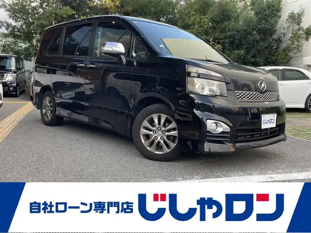 トヨタ ヴォクシー ZS 煌 兵庫県 2011(平23)年 9.8万km ブラック (株)IDOMが運営する【じしゃロン西宮店】の自社ローン専用車両になります。こちらは現金またはオートローンご利用時の価格です。自社ローンご希望の方は別途その旨お申付け下さい/＊ETC/＊バックカメラ/＊パワステ/＊パワーウィンドウ/＊フルセグ/＊ドラレコあり/＊両側パワスラ/＊オートライト