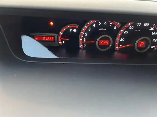 トヨタ ヴォクシー ZS 煌 兵庫県 2011(平23)年 9.8万km ブラック (株)IDOMが運営する【じしゃロン西宮店】の自社ローン専用車両になります。こちらは現金またはオートローンご利用時の価格です。自社ローンご希望の方は別途その旨お申付け下さい/＊ETC/＊バックカメラ/＊パワステ/＊パワーウィンドウ/＊フルセグ/＊ドラレコあり/＊両側パワスラ/＊オートライト