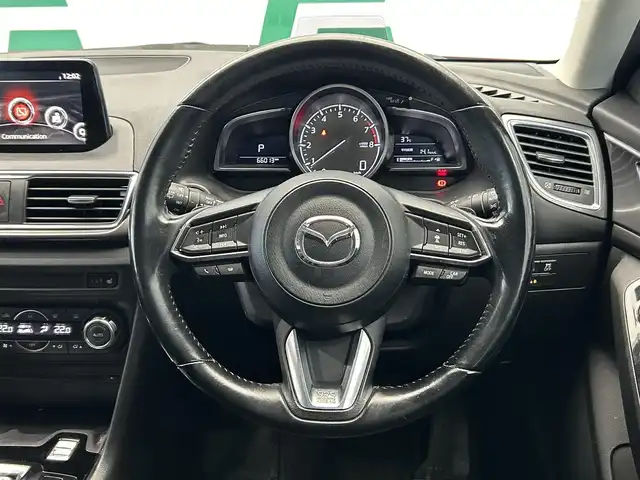 マツダ アクセラ スポーツ 15S プロアクティブ 鹿児島県 2017(平29)年 6.6万km ソウルレッドクリスタルM 禁煙車　/純正ナビ　/フルセグＴＶ　/バックカメラ/Ｂｌｕｅｔｏｏｔｈ　/純正ビルドインＥＴＣ　/パワーシート　/ヒートヒーター　/ヘッドアップディスプレイ　/パドルシフト　/ステアリングヒーター　/スマートキー　/後方コーナーセンサー/オートマチックハイビーム/ステリモ/パドルシフト/純正アルミ/純正フロアマット