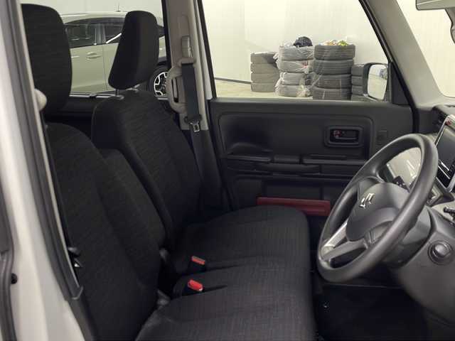 スズキ スペーシア HYBRID X 長崎県 2017(平29)年 3.8万km ピュアホワイトP 社外メモリナビ/（フルセグ/CD/DVD/BT）/バックカメラ/両側パワースライドドア/衝突軽減ブレーキ/レーンアシストキープ/横滑り防止装置/クリアランスソナー/オートライト/シートヒーター/純正アルミパッチ/リアサーキュレーター/純正フロアマット/ハロゲンヘッドライト/電動格納ミラー/スペアキー/取扱説明書/保証書