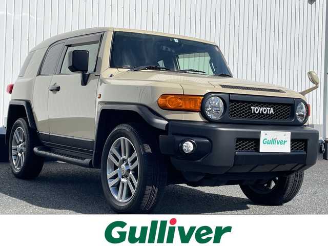 トヨタ ＦＪクルーザー ファイナルエディション 千葉県 2018(平30)年 5.6万km ベージュ 純正SDナビ/(フルセグTV/AM/FM/CD/DVD/TV/BT/)/ドライブレコーダー/バックカメラ/クルーズコントロール/横滑り防止装置/ETC/フォグランプ/電動格納ミラー/純正20インチAW/シートリフター/フロアマット/コーナーセンサー/MTモード付きAM/禁煙車