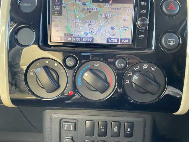 トヨタ ＦＪクルーザー ファイナルエディション 千葉県 2018(平30)年 5.6万km ベージュ 純正SDナビ/(フルセグTV/AM/FM/CD/DVD/TV/BT/)/ドライブレコーダー/バックカメラ/クルーズコントロール/横滑り防止装置/ETC/フォグランプ/電動格納ミラー/純正20インチAW/シートリフター/フロアマット/コーナーセンサー/MTモード付きAM/禁煙車