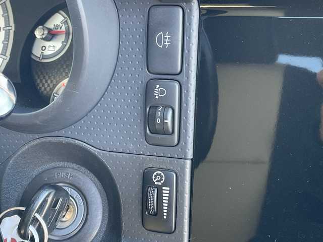 トヨタ ＦＪクルーザー ファイナルエディション 千葉県 2018(平30)年 5.6万km ベージュ 純正SDナビ/(フルセグTV/AM/FM/CD/DVD/TV/BT/)/ドライブレコーダー/バックカメラ/クルーズコントロール/横滑り防止装置/ETC/フォグランプ/電動格納ミラー/純正20インチAW/シートリフター/フロアマット/コーナーセンサー/MTモード付きAM/禁煙車