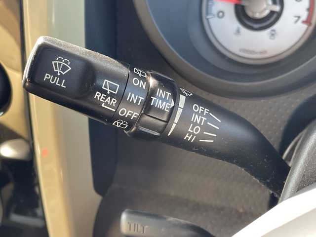 トヨタ ＦＪクルーザー ファイナルエディション 千葉県 2018(平30)年 5.6万km ベージュ 純正SDナビ/(フルセグTV/AM/FM/CD/DVD/TV/BT/)/ドライブレコーダー/バックカメラ/クルーズコントロール/横滑り防止装置/ETC/フォグランプ/電動格納ミラー/純正20インチAW/シートリフター/フロアマット/コーナーセンサー/MTモード付きAM/禁煙車