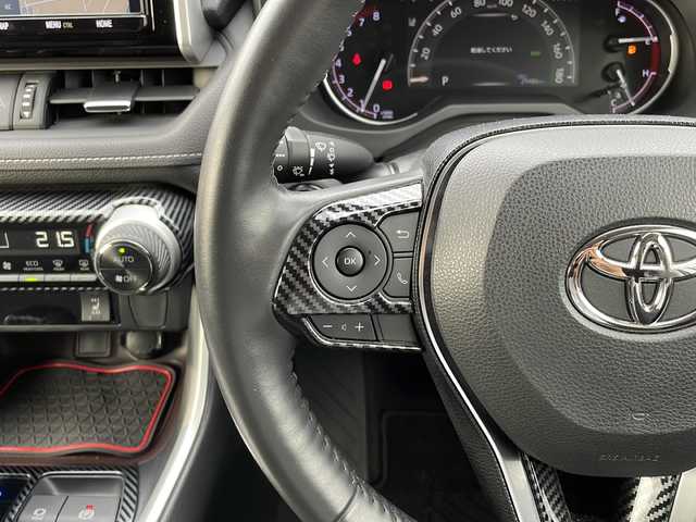 トヨタ ＲＡＶ４ G Zパッケージ 山口県 2020(令2)年 3万km ホワイトパールクリスタルシャイン 9インチ純正SDナビ【NSZT-Y68T】/Bluetoothオーディオ/フルセグテレビ/DVD再生機能/バックカメラ/Toyota　Safety　Sense/インテリジェントクリアランスソナー/リヤクロストラフィックオートブレーキ/先行車発進告知装置/電動パーキングブレーキ/ダウンヒルアシストコントロール/SNOWモード/マルチテレインセレクト/３灯式LEDヘッドランプ/デジタルインナーミラー/スマートキー/プッシュスタート/左右独立温度コントロールフルオートエアコン/19インチ純正アルミホイール/ハンドルヒーター/ドアバイザー/ドライブレコーダー/ETC