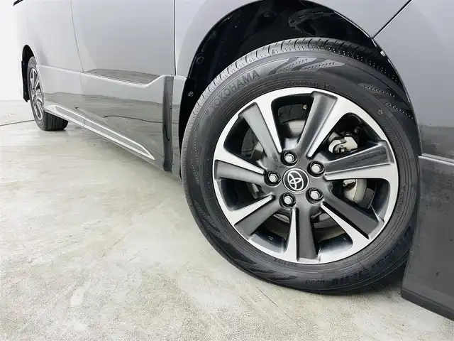 トヨタ ヴォクシー ZS 煌Ⅲ 福島県 2021(令3)年 4.6万km ブラック トヨタセーフティセンス/・レーンキープアシスト/・横滑り防止装置/・前後コーナーセンサー/TRDエアロ/アルパイン製フリップダウンモニター/アルパイン製8インチメモリーナビ/・フルセグ/TV/CD/DVD/BT/HDMI/AM/FM/バックモニター/両側パワースライドドア/クルーズコントロール/LEDオートライト/・フォグランプ/純正アルミホイール付きサマータイヤ/ビルドインETC/前後ドラレコ/電動格納ミラー/・ウィンカーミラー/プッシュスタート/・スマートキー