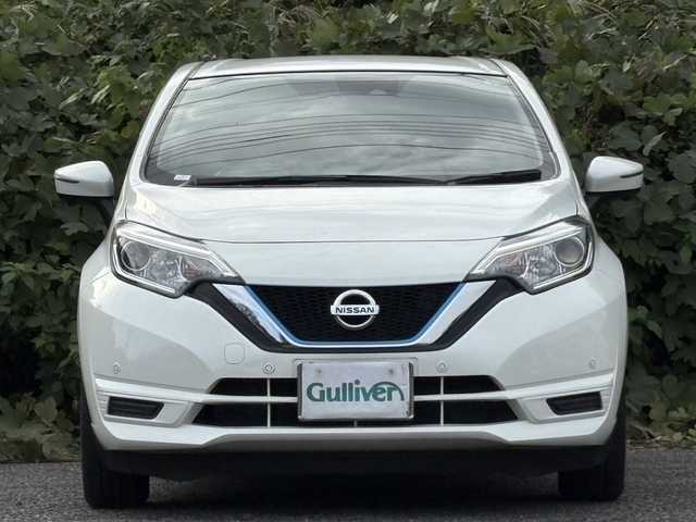 日産 ノート e－パワー X 大分県 2019(令1)年 3.1万km ブリリアントホワイトパール エマージェンシーブレーキサポート/アダプティブクルーズコントロール/レーンキープアシスト/純正メモリーナビ/アラウンドビューモニター/フルセグ/Bluetooth/DVD/スマートキー/エンジンプッシュスタート/純正LEDヘッドライト/オートライトコントロール/ETC/ドライブレコーダー/純正15インチアルミホイール
