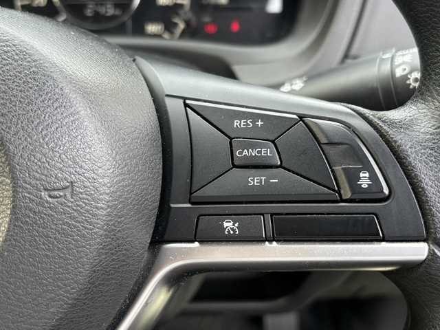 日産 ノート e－パワー X 大分県 2019(令1)年 3.1万km ブリリアントホワイトパール エマージェンシーブレーキサポート/アダプティブクルーズコントロール/レーンキープアシスト/純正メモリーナビ/アラウンドビューモニター/フルセグ/Bluetooth/DVD/スマートキー/エンジンプッシュスタート/純正LEDヘッドライト/オートライトコントロール/ETC/ドライブレコーダー/純正15インチアルミホイール