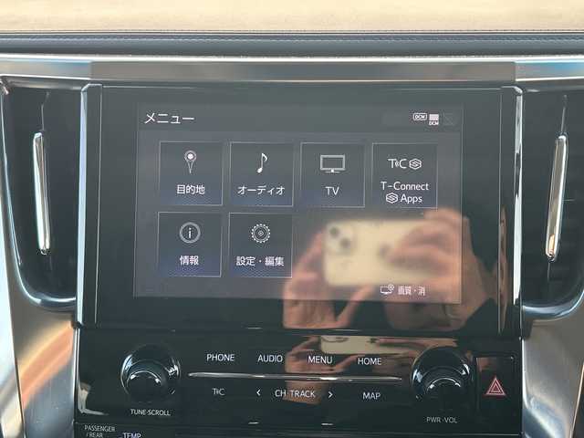 トヨタ アルファード S Cパッケージ 千葉県 2023(令5)年 1.3万km ホワイトパールクリスタルシャイン サンルーフ　皮　ナビ　バックカメラ　フリップダウンモニター　フルセグ　２．０ＥＴＣ　ドラレコ　両側電動スライドドア　電動リアドア　ステアヒーター　温冷シート 電動シート デジタルミラー クルコン