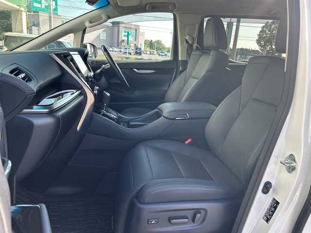 トヨタ アルファード S Cパッケージ 千葉県 2023(令5)年 1.3万km ホワイトパールクリスタルシャイン サンルーフ　皮　ナビ　バックカメラ　フリップダウンモニター　フルセグ　２．０ＥＴＣ　ドラレコ　両側電動スライドドア　電動リアドア　ステアヒーター　温冷シート 電動シート デジタルミラー クルコン