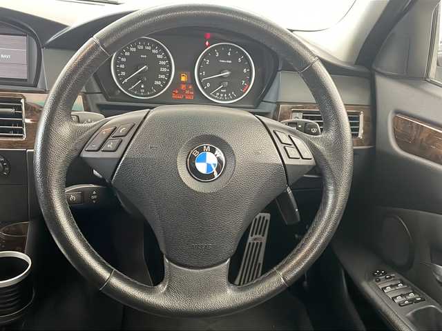 ＢＭＷ ５２５ｉ