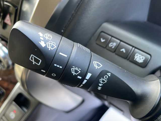 トヨタ アルファード X 岩手県 2022(令4)年 6.6万km ブラック 純正9.8インチディスプレイオーディオナビ/AM/FM/Bluetooth/バックカメラ/ETC/両側パワースライドドア/レーダークルーズコントロール/衝突被害軽減ブレーキ/レーンキープアシスト/横滑り防止装置/コーナーセンサー/アイドリングストップ/オートライト/オートハイビーム/LEDヘッドライト/フォグランプ/スマートキー/プッシュスタート/電動格納ミラー/純正16インチAW/8人乗り/ドアバイザー/禁煙車