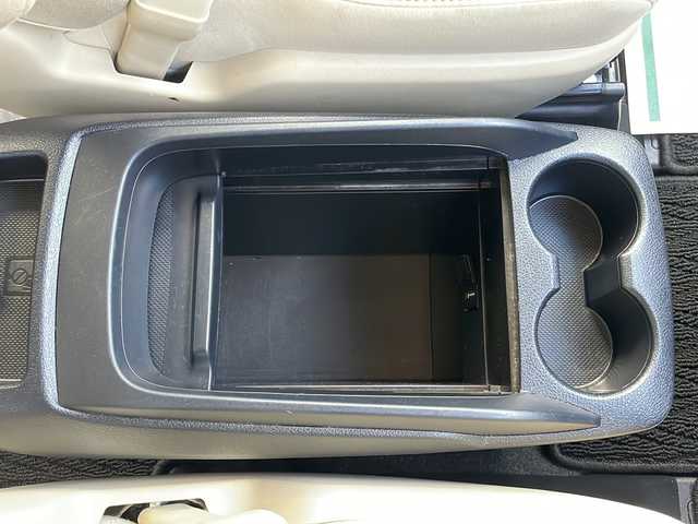 トヨタ アルファード X 岩手県 2022(令4)年 6.6万km ブラック 純正9.8インチディスプレイオーディオナビ/AM/FM/Bluetooth/バックカメラ/ETC/両側パワースライドドア/レーダークルーズコントロール/衝突被害軽減ブレーキ/レーンキープアシスト/横滑り防止装置/コーナーセンサー/アイドリングストップ/オートライト/オートハイビーム/LEDヘッドライト/フォグランプ/スマートキー/プッシュスタート/電動格納ミラー/純正16インチAW/8人乗り/ドアバイザー/禁煙車