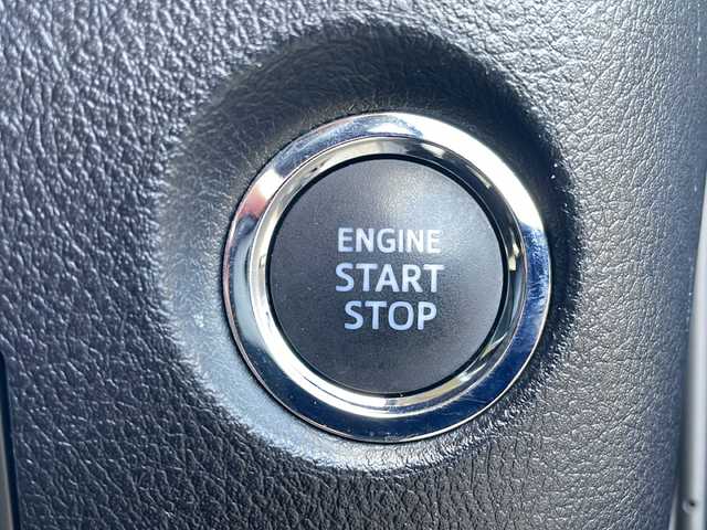 トヨタ アルファード X 岩手県 2022(令4)年 6.6万km ブラック 純正9.8インチディスプレイオーディオナビ/AM/FM/Bluetooth/バックカメラ/ETC/両側パワースライドドア/レーダークルーズコントロール/衝突被害軽減ブレーキ/レーンキープアシスト/横滑り防止装置/コーナーセンサー/アイドリングストップ/オートライト/オートハイビーム/LEDヘッドライト/フォグランプ/スマートキー/プッシュスタート/電動格納ミラー/純正16インチAW/8人乗り/ドアバイザー/禁煙車