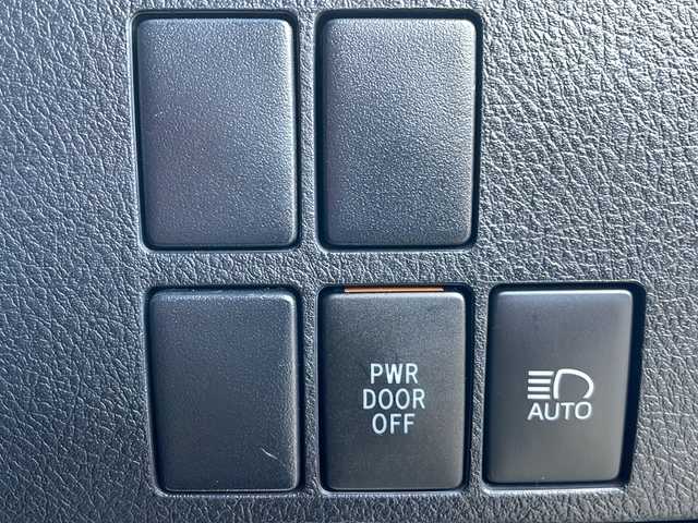 トヨタ アルファード X 岩手県 2022(令4)年 6.6万km ブラック 純正9.8インチディスプレイオーディオナビ/AM/FM/Bluetooth/バックカメラ/ETC/両側パワースライドドア/レーダークルーズコントロール/衝突被害軽減ブレーキ/レーンキープアシスト/横滑り防止装置/コーナーセンサー/アイドリングストップ/オートライト/オートハイビーム/LEDヘッドライト/フォグランプ/スマートキー/プッシュスタート/電動格納ミラー/純正16インチAW/8人乗り/ドアバイザー/禁煙車