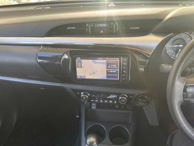 トヨタ ハイラックス Z 愛知県 2021(令3)年 1.5万km オキサイドブロンズM 禁煙車/純正メモリナビ/　AM/FM/BT/USB/HDMI/DISC/フルセグTV/GRフロントエアロ/GRサイドステップ/社外ドライブレコーダー/前後クリアランスソナー/追従機能付きクルーズコントロール/レーンキープアシスト/ダウンヒルアシストコントロール/センターデフロック/アイドリングストップ/オートライト/LEDヘッドライト/フォグランプ/ETC/純正１７インチAW/純正フロアマット/純正ドアバイザー/横滑り防止装置/盗難防止装置/革巻きステアリング/ステアリングスイッチ/W＋サイドエアバッグ/保証書/取説/スペアキー